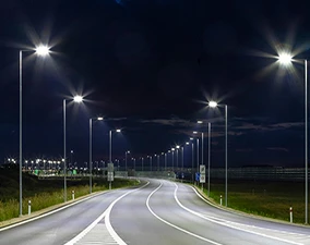 ไฟถนน LED กับไฟถนนแบบดั้งเดิม
